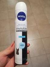NIVEA BLACK & WHITE INVISIBLE FRESH desodorante vaporizador 200 ml